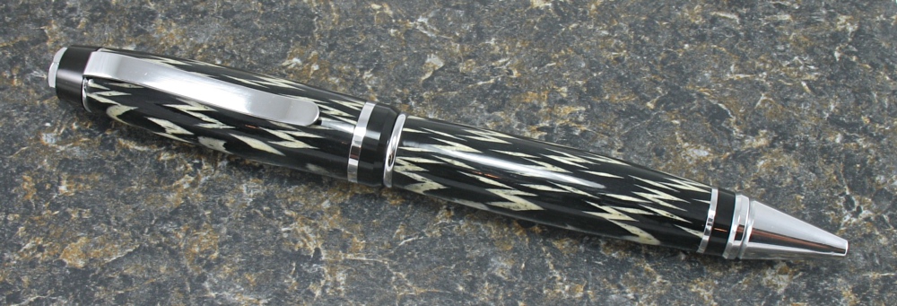 #1104 - Black/White Ballpoint Pen